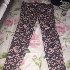 Skinny pants